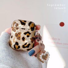 Load image into Gallery viewer, Leopard Pearl AirPods Case - Phonocap