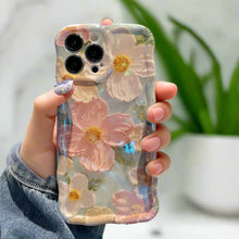 Laden Sie das Bild in den Galerie-Viewer, 3D Floral Phone Case