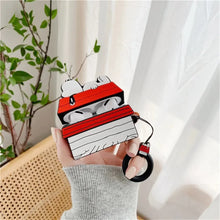 Laden Sie das Bild in den Galerie-Viewer, Snoozy Snoopy AirPods Case pro – Cute Silicone Protection